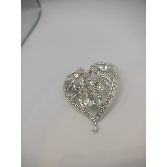 Vintage Coro Pin Brooch Ornate Heart Crystal Teardrop Jewelry Costume - Picture 4 of 16